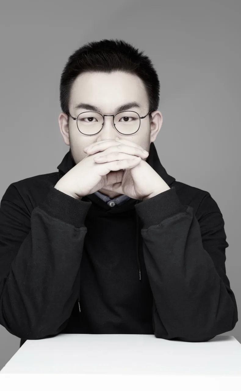 张锦皓